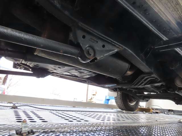 Toyota Land Cruiser 80 12