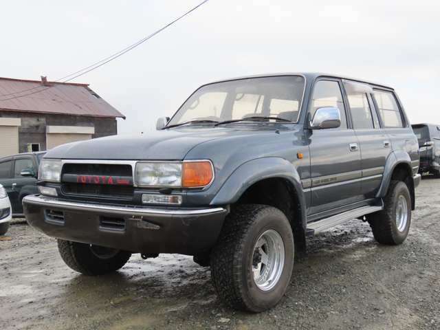 Toyota Land Cruiser 80 2