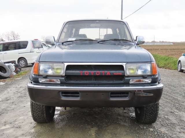 Toyota Land Cruiser 80 3