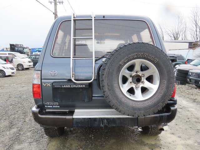 Toyota Land Cruiser 80 6
