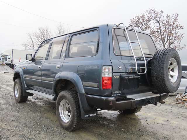 Toyota Land Cruiser 80 8