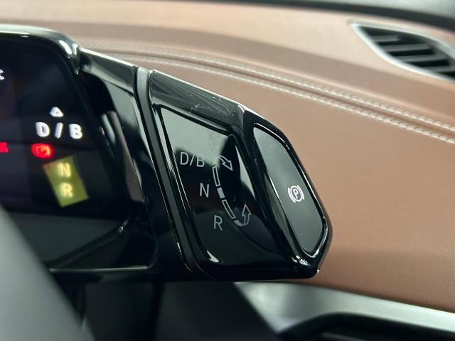 Volkswagen ID.4 12