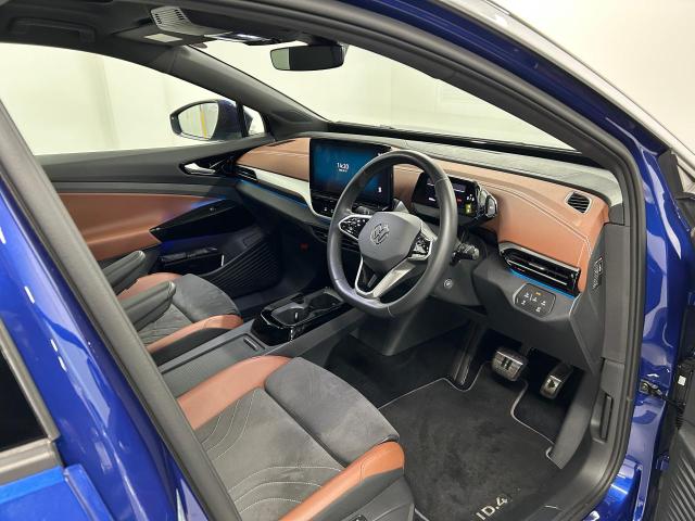Volkswagen ID.4 8