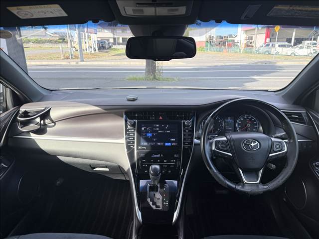 Toyota Harrier 2