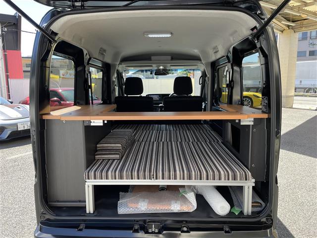 Toyota Pixis Van 4
