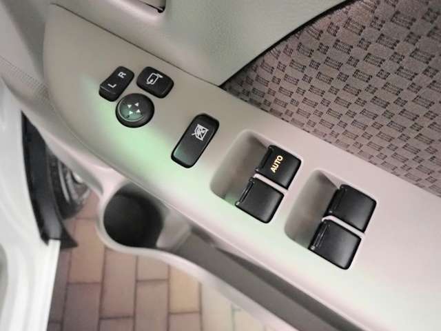 Nissan NV100 Clipper 10