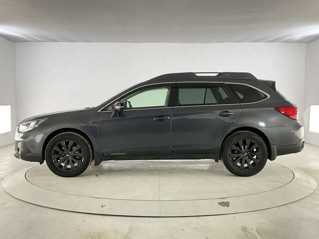 Subaru Legacy Outback 6