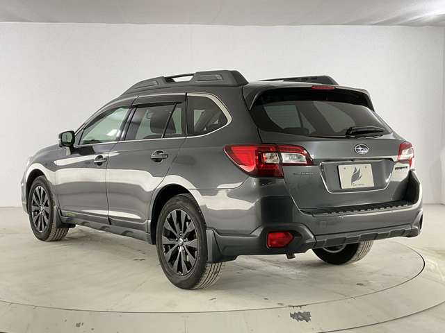 Subaru Legacy Outback 7