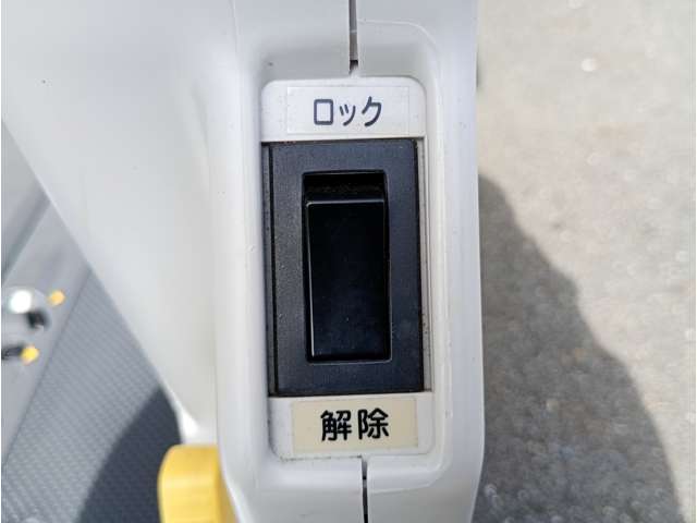 Toyota Hiace Van 10