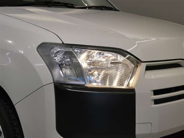 Toyota Probox Van 10