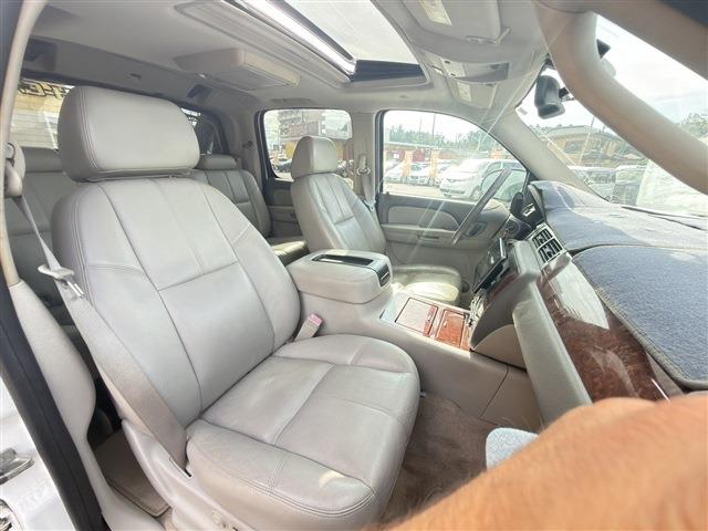 Chevrolet Avalanche 11