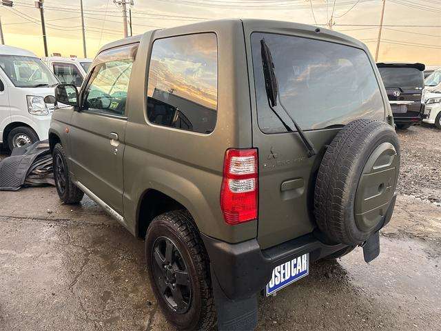 Mitsubishi Pajero Mini 7