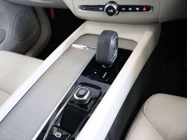 Volvo XC60 11
