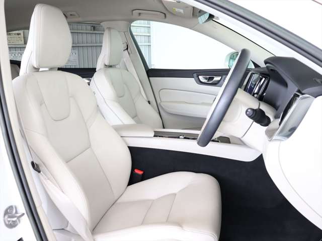 Volvo XC60 7
