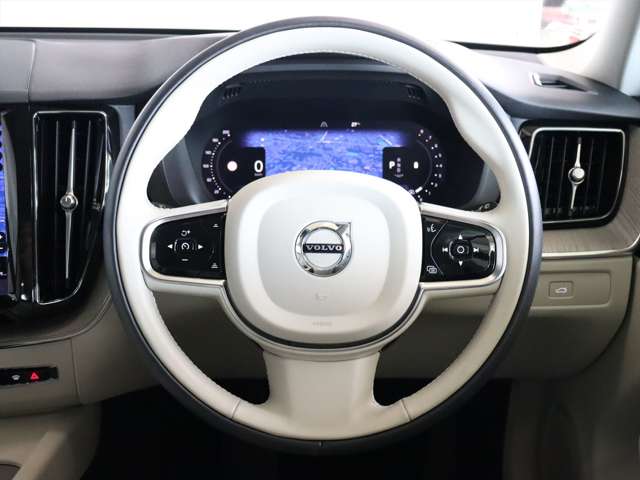 Volvo XC60 9