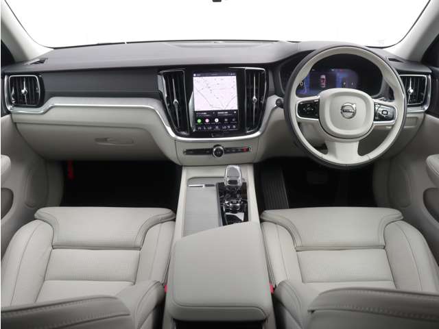Volvo V60 Cross Country 4