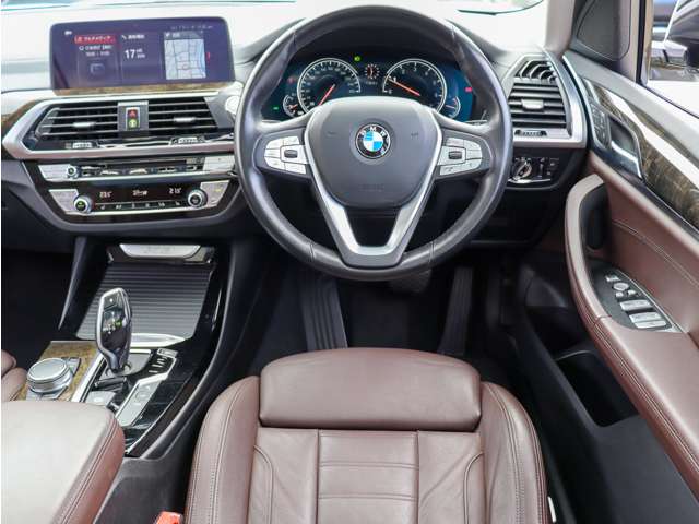 BMW X3 7