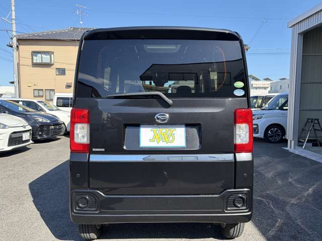 Daihatsu ハイゼットキャディー 12