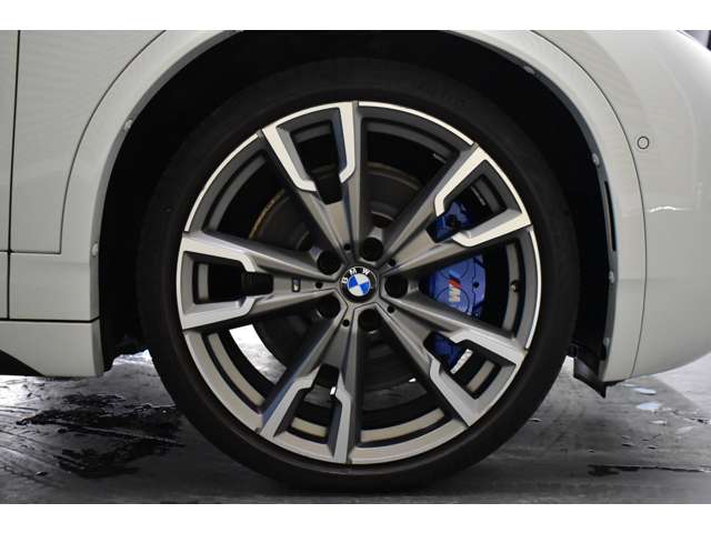 BMW X2 8