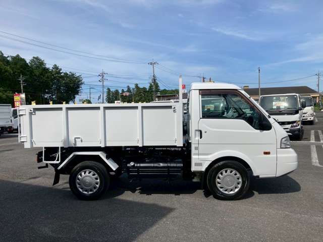Mazda Bongo Truck 4