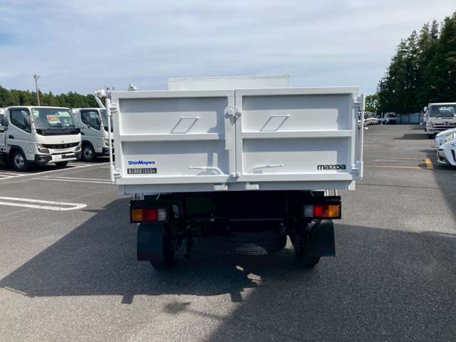 Mazda Bongo Truck 6