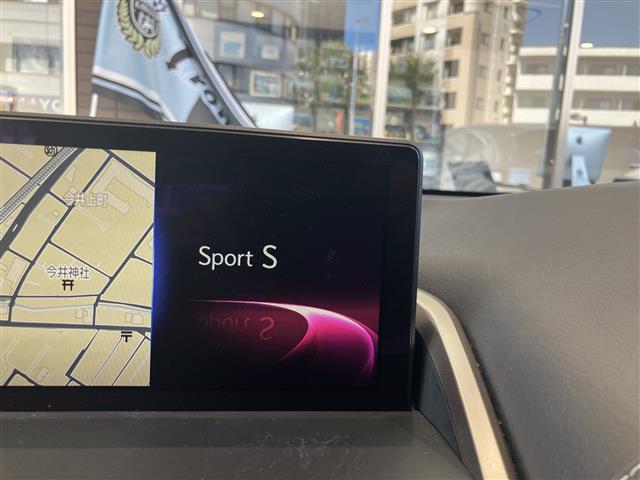 Lexus NX 3
