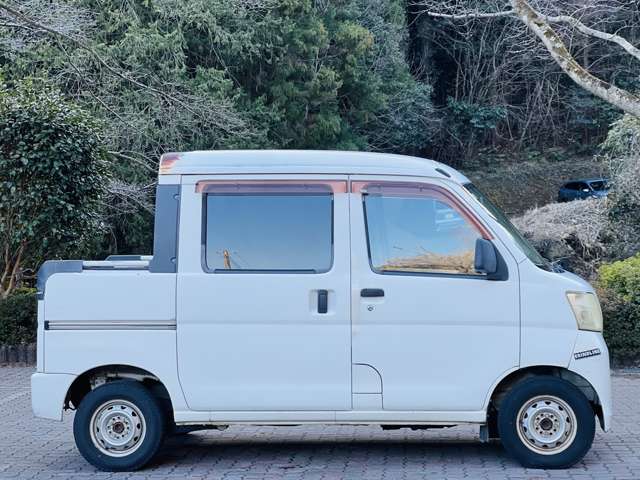 Daihatsu Hijet Deck Van 4