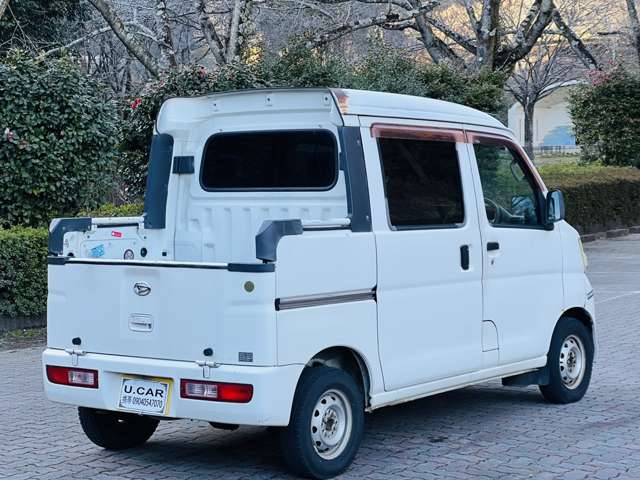 Daihatsu Hijet Deck Van 6
