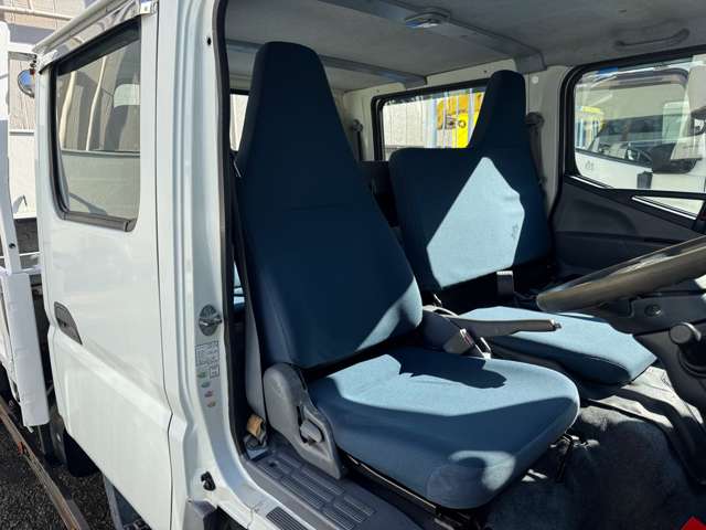 Mitsubishi Fuso Canter 11