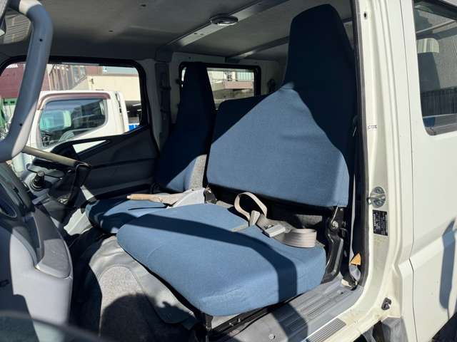 Mitsubishi Fuso Canter 12