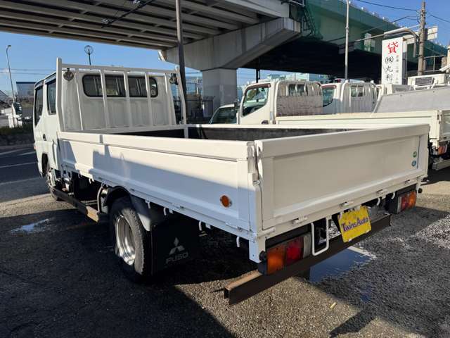 Mitsubishi Fuso Canter 9