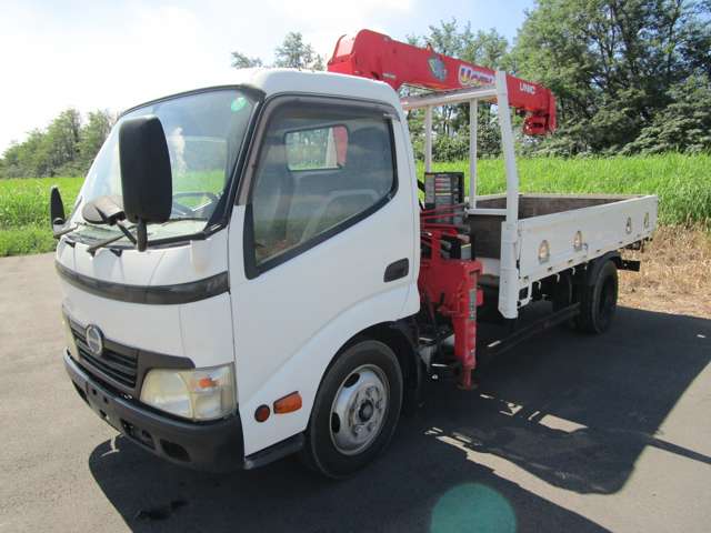 Hino Dutro 4