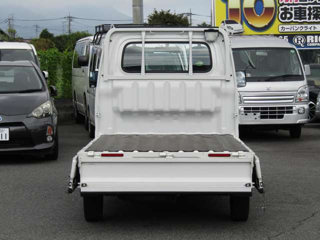 Toyota Pixis Truck 9