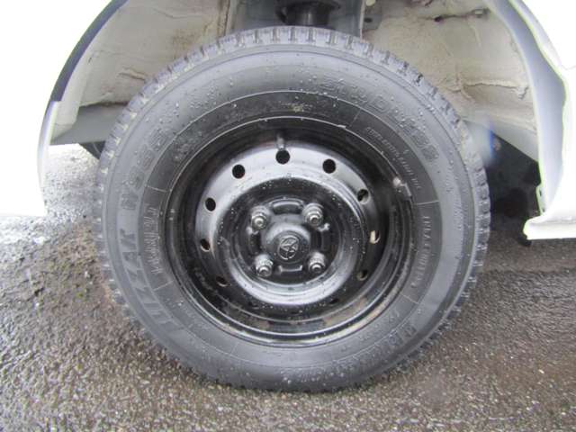 Toyota Pixis Truck 10