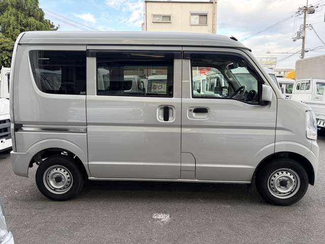 Suzuki Every 8