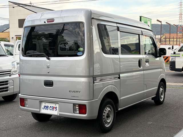 Suzuki Every 9
