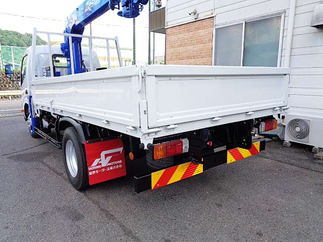 Hino Dutro 11