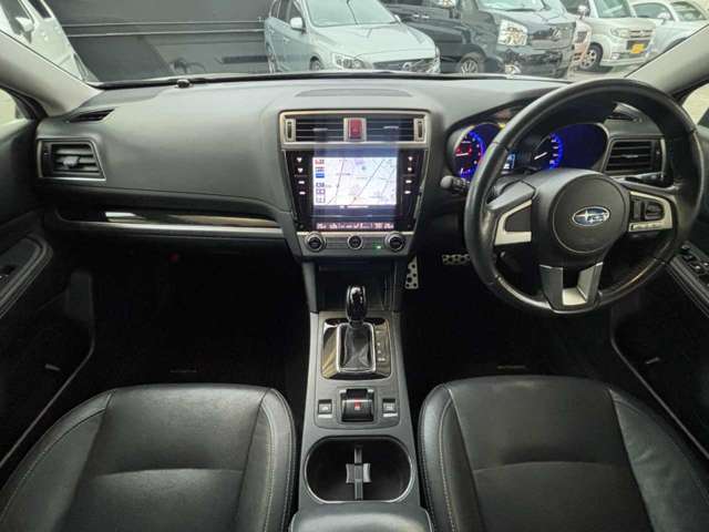 Subaru Legacy Outback 5