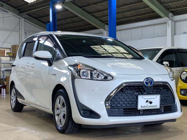 Toyota Sienta 12