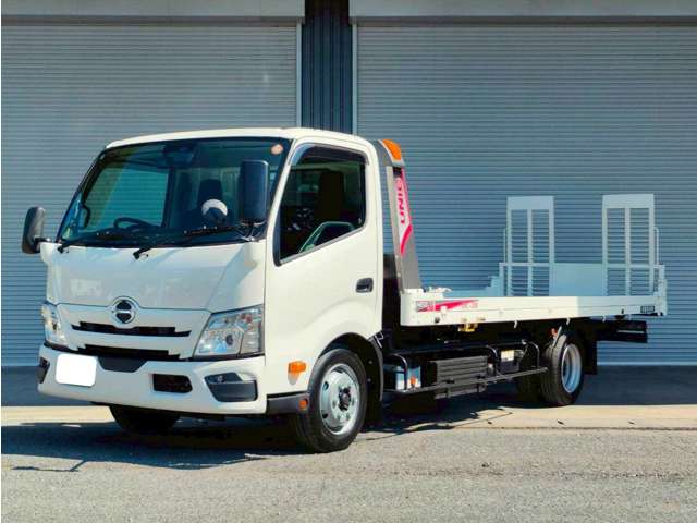 Hino Dutro 2