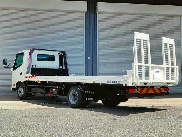 Hino Dutro 5