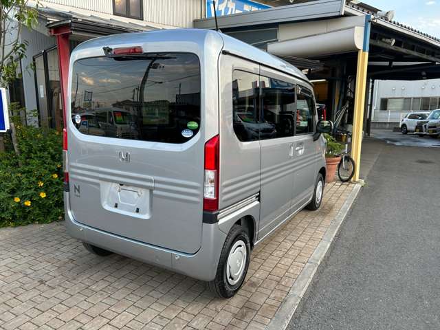 Honda N-VAN 8