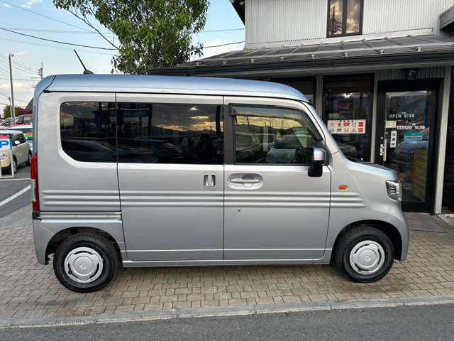 Honda N-VAN 9