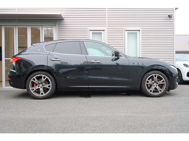 Maserati Levante 11
