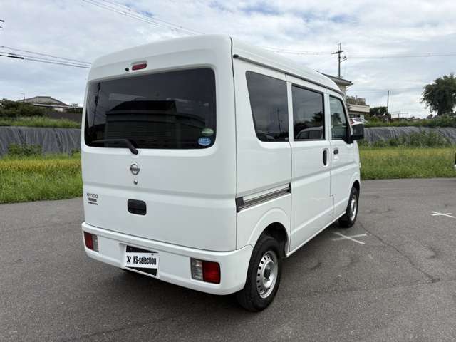 Nissan NV100 Clipper 12
