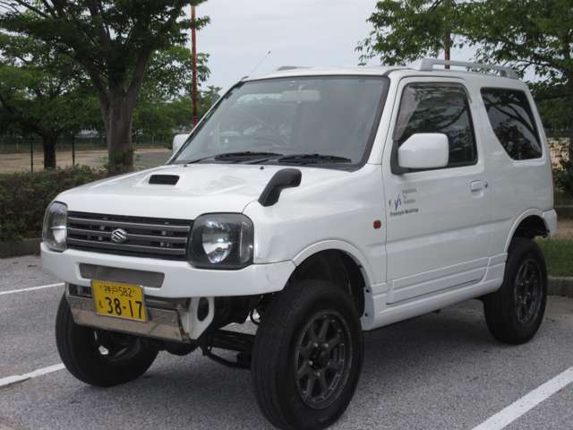 Suzuki Jimny 6