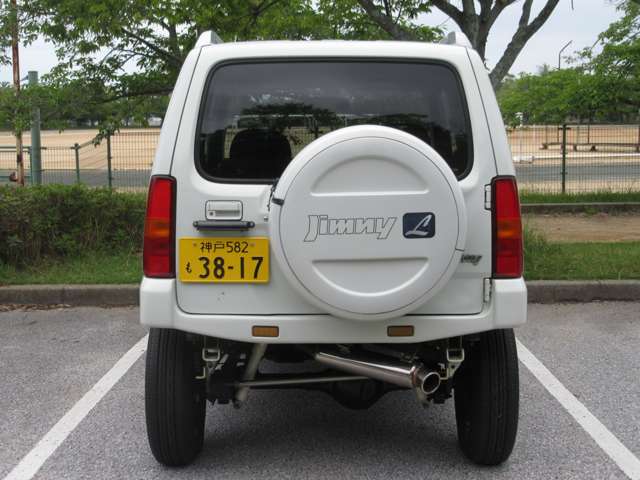 Suzuki Jimny 8
