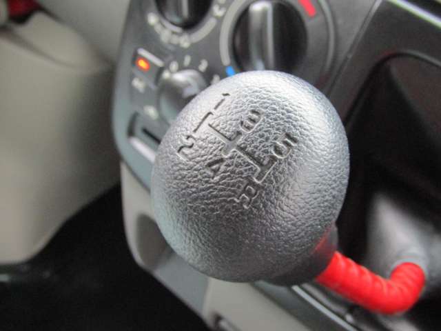 Suzuki Every 12