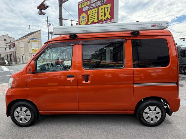 Daihatsu Hijet Cargo 12
