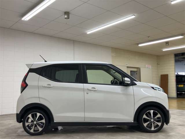 Mitsubishi eK X 6